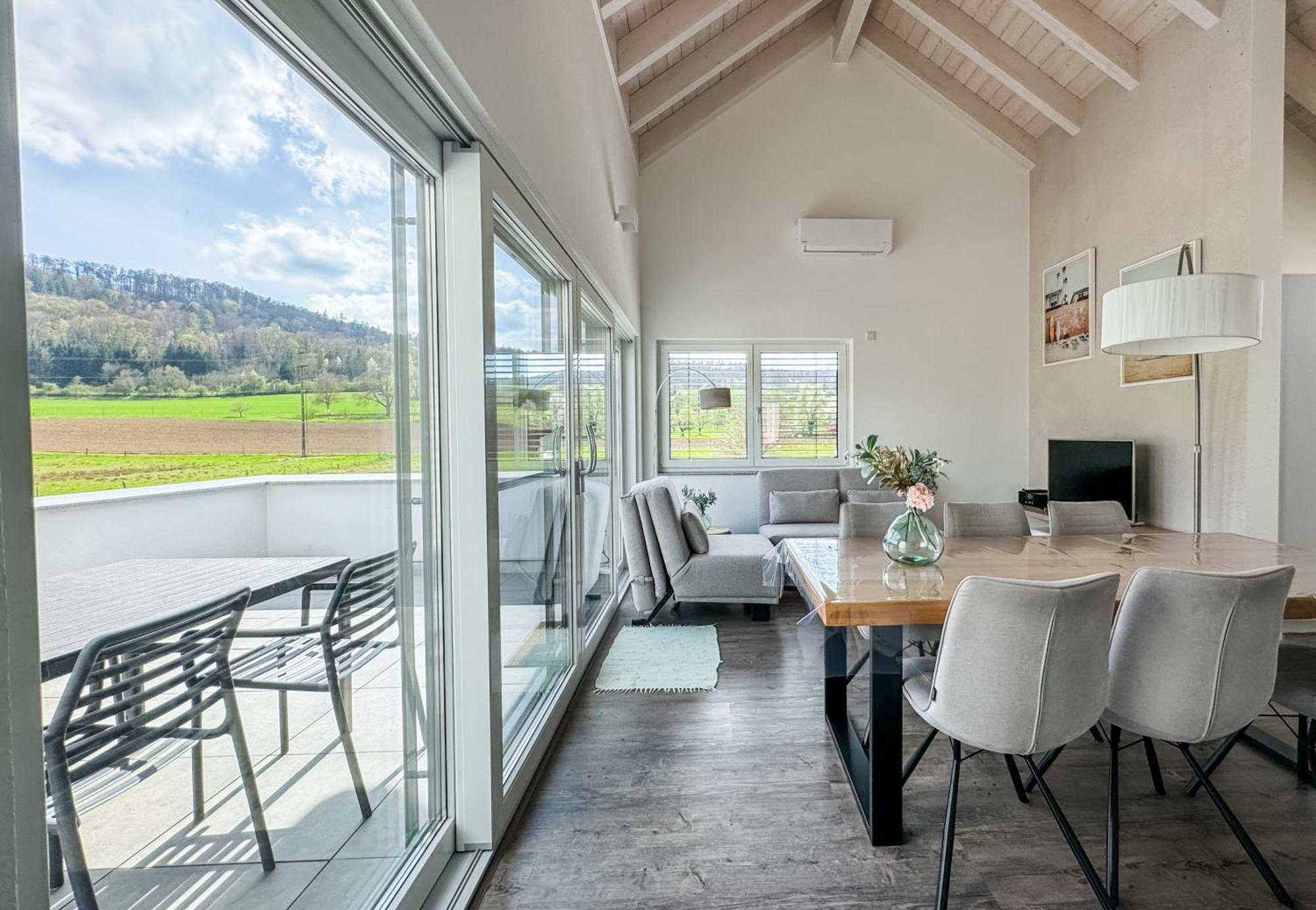 Wunderschöne Helle Mit Großer Dachterrasse Apartment